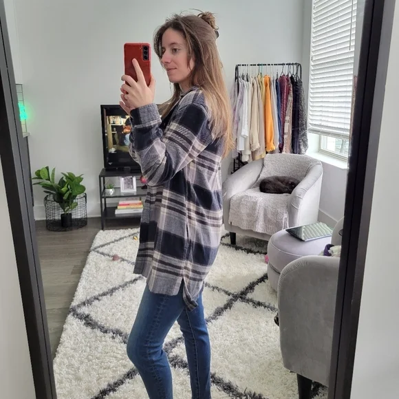 Forever 21 plaid flannel - Picture 4 of 7
